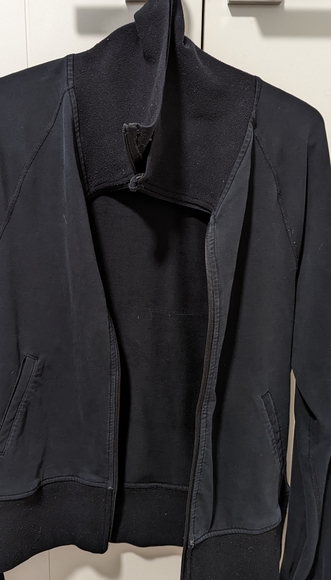 Lululemon Scuba Jacket - Picture 3 of 4